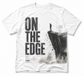 On The Edge T-Shirt mit Klippen Motiv – minimalistisches Streetwear Graphic Tee