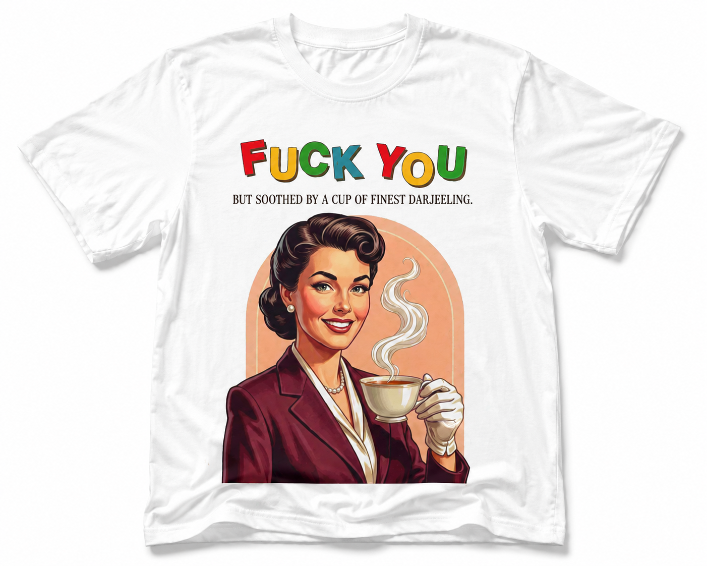 Lustiges Retro T-Shirt Tee-Liebhaber, Vintage Grafik-Shirt weiß mit Frau und Teetasse, sarkastisches Darjeeling Tee Design, Mid-Century Aesthetic Mode