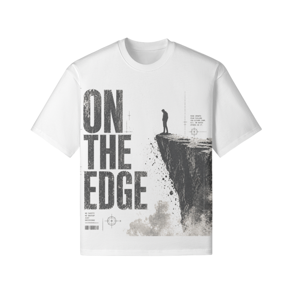 On The Edge T-Shirt mit Klippen Motiv – minimalistisches Streetwear Graphic Tee