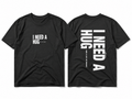 Oversized Streetwear T-Shirt „I Need a Hug“ – Typography Print Unisex - Beatwear 71